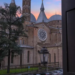 Hotel Casa Del Pellegrino, Padua